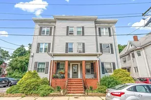 22 Auburn St, Malden, MA 02148 - Photo 4