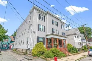 22 Auburn St, Malden, MA 02148 - Photo 6
