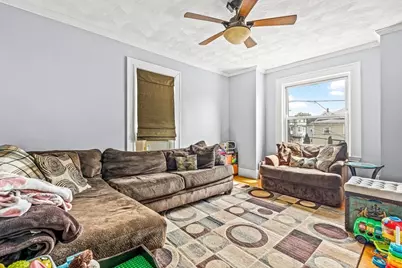22 Auburn St #3, Malden, MA 02148 - Photo 6