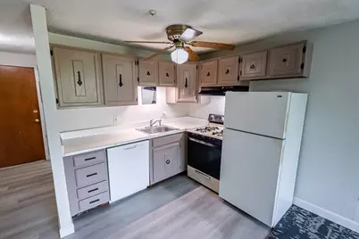 7 Karen Cir #4, Billerica, MA 01821 - Photo 10