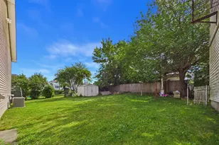212 Haffards St, Fall River, MA 02723 - Photo 32