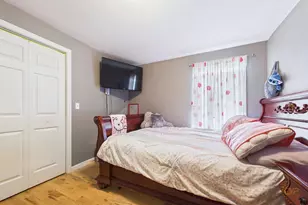 212 Haffards St, Fall River, MA 02723 - Photo 18