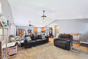 212 Haffards St, Fall River, MA 02723 - Photo 12