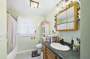 212 Haffards St, Fall River, MA 02723 - Photo 26