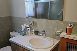 547 Robeson St, Fall River, MA 02720 - Photo 10