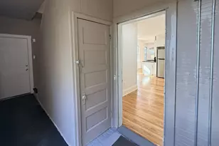 33 Richards St, Worcester, MA 01603 - Photo 10