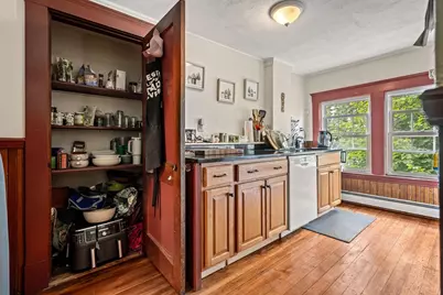 7 Pierce Ave #4, Beverly, MA 01915 - Photo 14