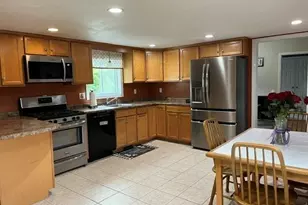 529 Crescent St, East Bridgewater, MA 02333 - Photo 8