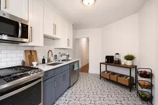 18 Brent St, Boston, MA 02124 - Photo 6