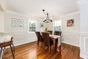 514 Oak St, Franklin, MA 02038 - Photo 8