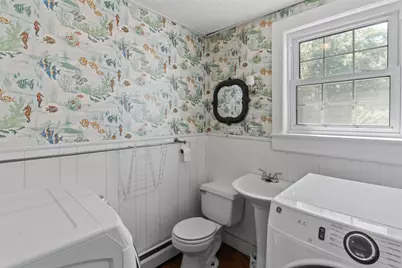 306 Pleasant St, Leicester, MA 01524 - Photo 28