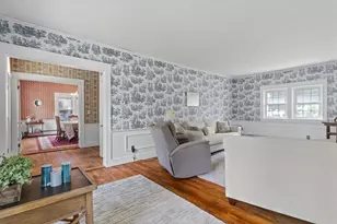 306 Pleasant St, Leicester, MA 01524 - Photo 8