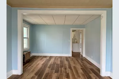 15 Groveland St #2nd fl, Springfield, MA 01108 - Photo 10