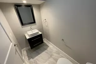 2 Humboldt Pl, Boston, MA 02127 - Photo 8