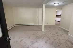 261 School St, Groveland, MA 01834 - Photo 2