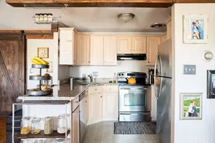100 Park Terrace Dr, Stoneham, MA 02180 - Photo 6