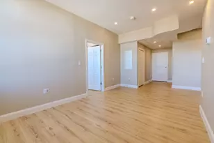 340 Main St, Melrose, MA 02176 - Photo 2