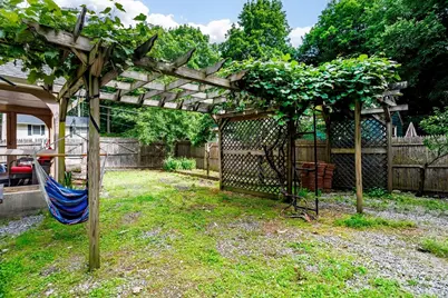 547 Elm St, Fitchburg, MA 01420 - Photo 30