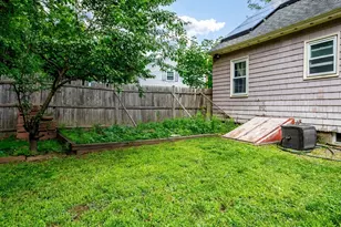 547 Elm St, Fitchburg, MA 01420 - Photo 26