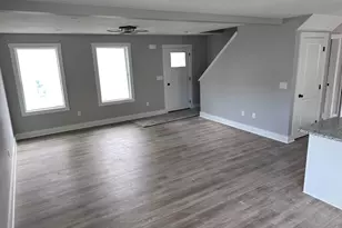 167 S Row Rd, Lunenburg, MA 01462 - Photo 8