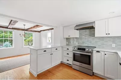 16 West St, Hingham, MA 02043 - Photo 2