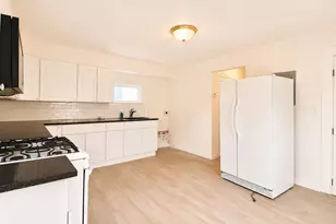 23 Mt Vernon St, Somerville, MA 02145 - Photo 14