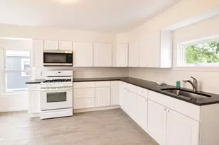 23 Mt Vernon St, Somerville, MA 02145 - Photo 12