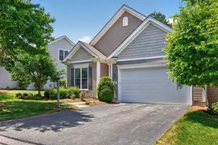 39 Cottage Cv, Plymouth, MA 02360 - Photo 2