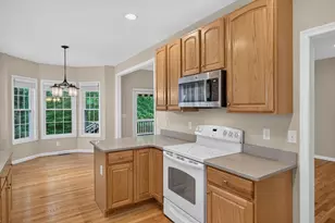 39 Cottage Cv, Plymouth, MA 02360 - Photo 18