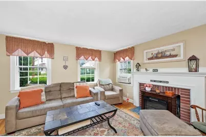 111 Warren St, Waltham, MA 02453 - Photo 10