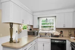 111 Warren St, Waltham, MA 02453 - Photo 22