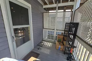 28 Bardwell St, Boston, MA 02130 - Photo 12