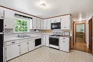 33 Cold Spring Rd, Westford, MA 01886 - Photo 8