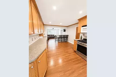 285 Broad, Bridgewater, MA 02324 - Photo 2