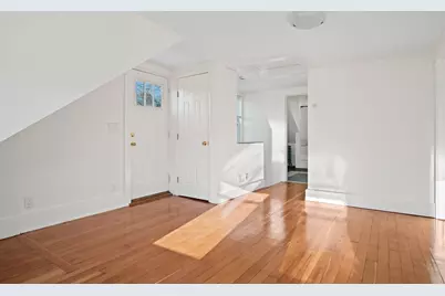 83 Marvin Rd #3, Melrose, MA 02176 - Photo 4