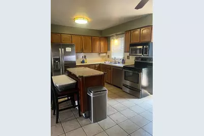 25 Amos Drive, Springfield, MA 01118 - Photo 10