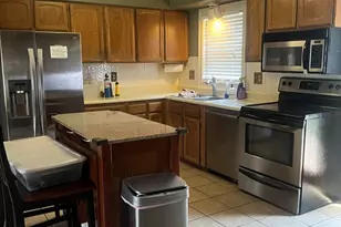 25 Amos Dr, Springfield, MA 01118 - Photo 10