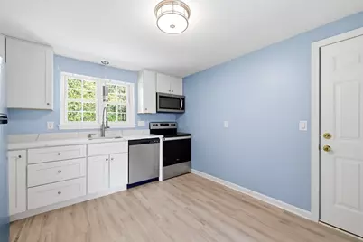 8 Maple Crest Cir #C, Holyoke, MA 01040 - Photo 12
