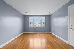 135 Vale St, Fall River, MA 02724 - Photo 2