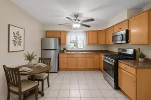 135 Vale St, Fall River, MA 02724 - Photo 10