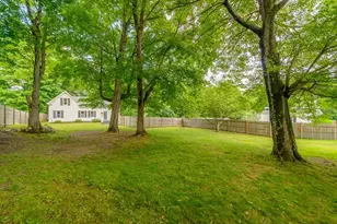 11 Province St, Pepperell, MA 01463 - Photo 24