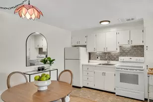 197 Kent St, Brookline, MA 02446 - Photo 6