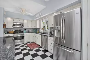 14 Webster Ave, Marshfield, MA 02050 - Photo 10