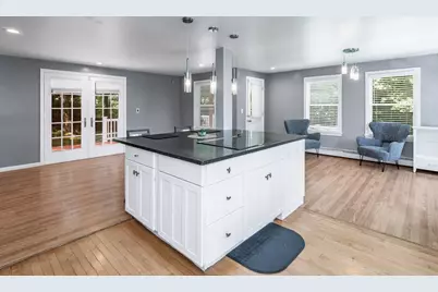 30 Benham St, Haverhill, MA 01830 - Photo 14