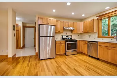 2 Eastwood Dr, Southampton, MA 01073 - Photo 14