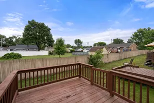 340 Dale St, Chicopee, MA 01013 - Photo 22