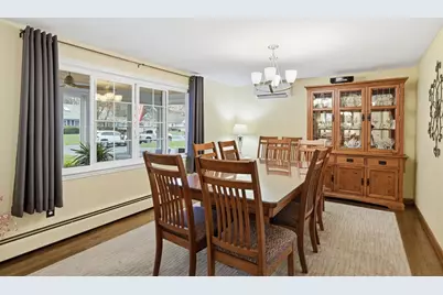 51 Briarcliff St, Springfield, MA 01128 - Photo 6