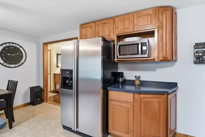 51 Briarcliff St, Springfield, MA 01128 - Photo 14