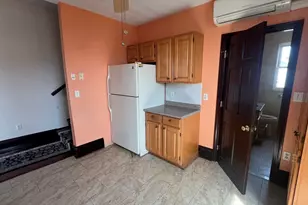 15 Locust St, Everett, MA 02149 - Photo 2
