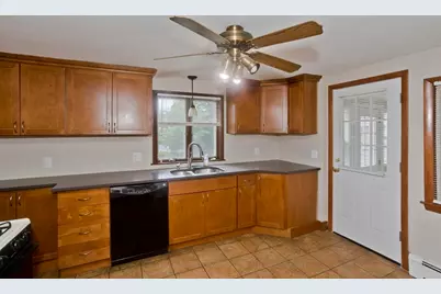 290 Wilbraham Rd, Hampden, MA 01036 - Photo 4